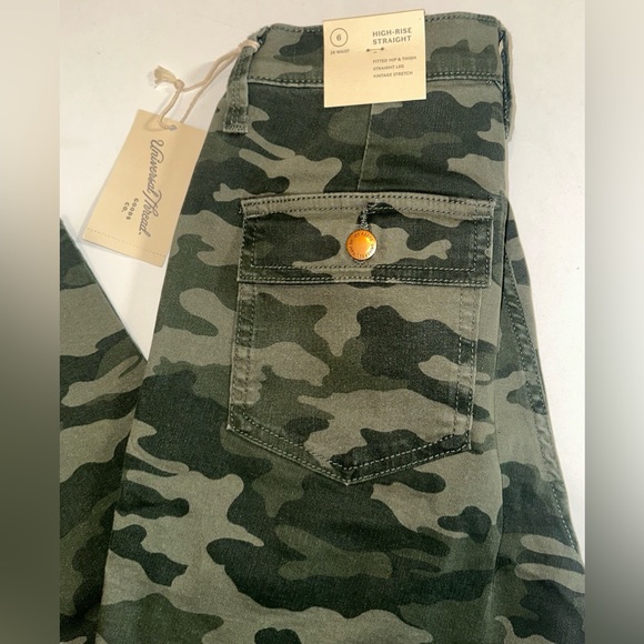 NEW Universal Thread Camo Pants Sz 6 Small Green Camouflage High Rise Straight - Picture 8 of 10